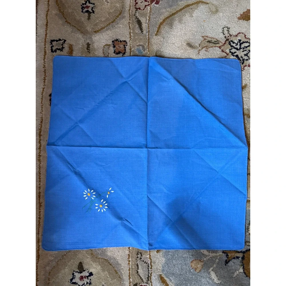Vintage Blue Linen Napkin Hand Embroidered White Daisy Floral Square 18.5